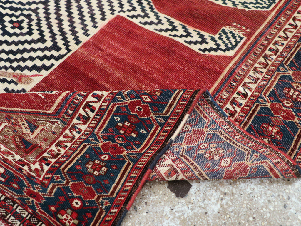 Antique Persian Qashqai Pictorial Accent Rug, No.31320 - Gss