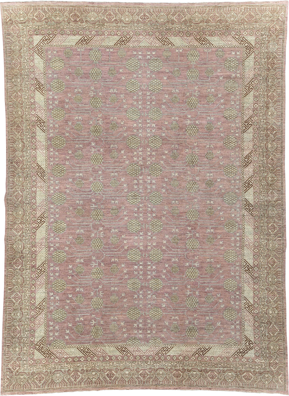 Contemporary East Turkestan Khotan Room Size Carpet, No.31332 - Gss