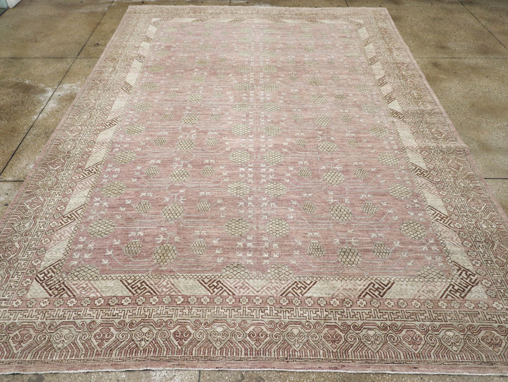 Contemporary East Turkestan Khotan Room Size Carpet, No.31332 - Gss