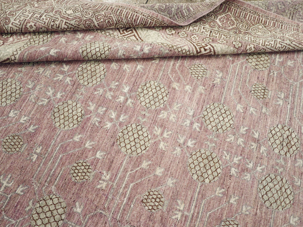 Contemporary East Turkestan Khotan Room Size Carpet, No.31332 - Gss