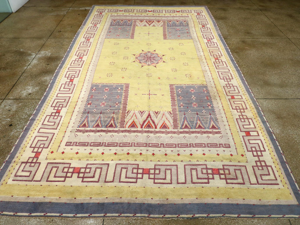 Vintage European Art Deco Long and Narrow Carpet, No.31337 - Gss