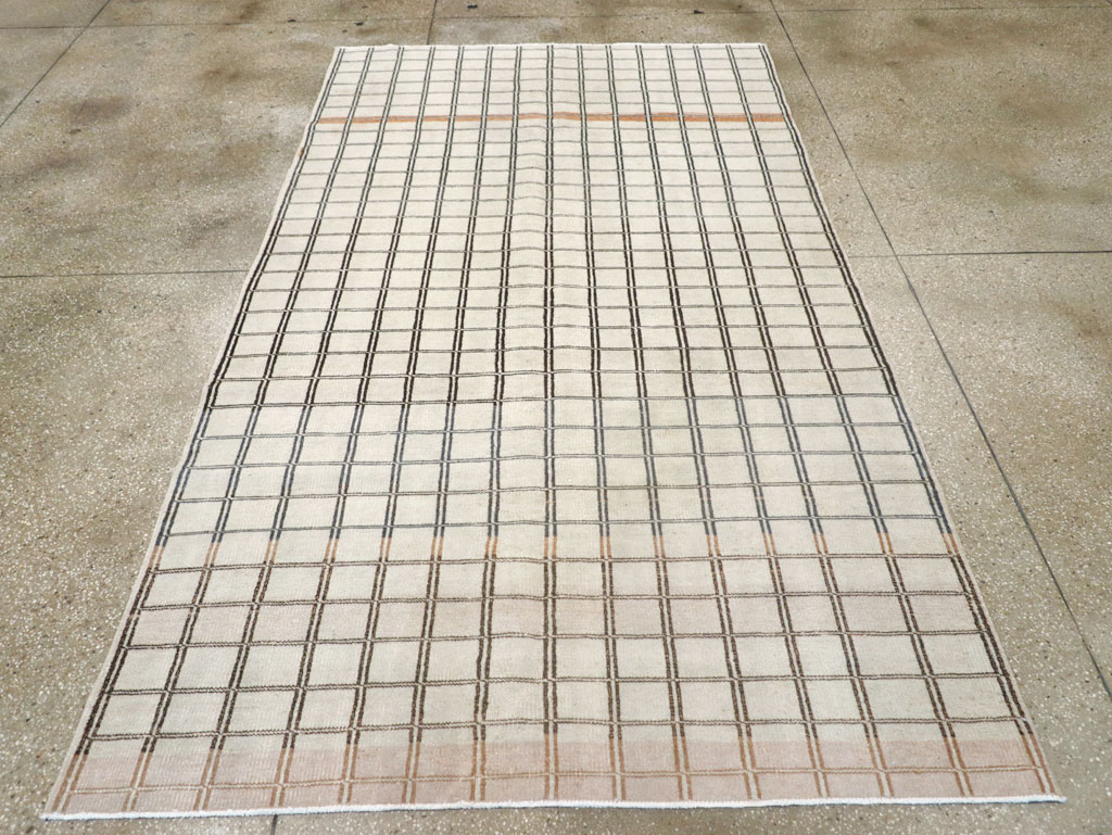 Vintage Turkish Anatolian Accent Carpet, No.31354 - Gss