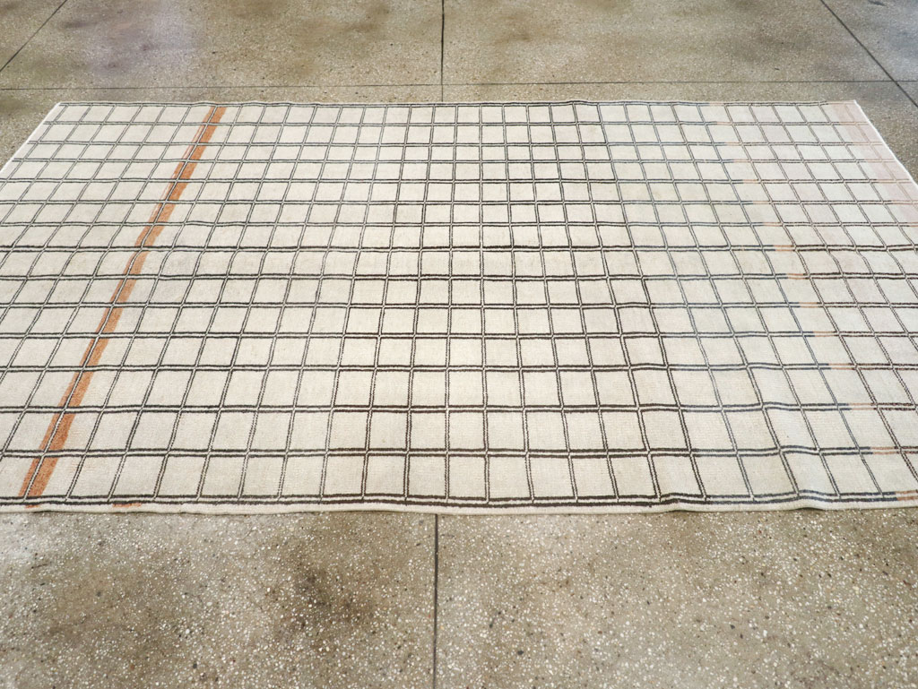 Vintage Turkish Anatolian Accent Carpet, No.31354 - Gss