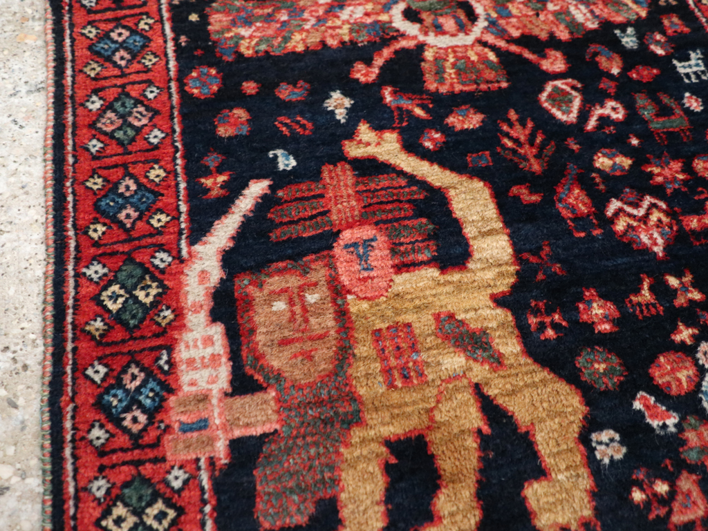 Persian Qashqai Pictorial Rug, No.31396 - Gss