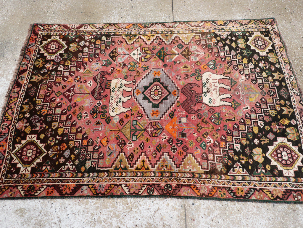 Vintage Persian Pictorial Shiraz Rug, No.31398 - Gss