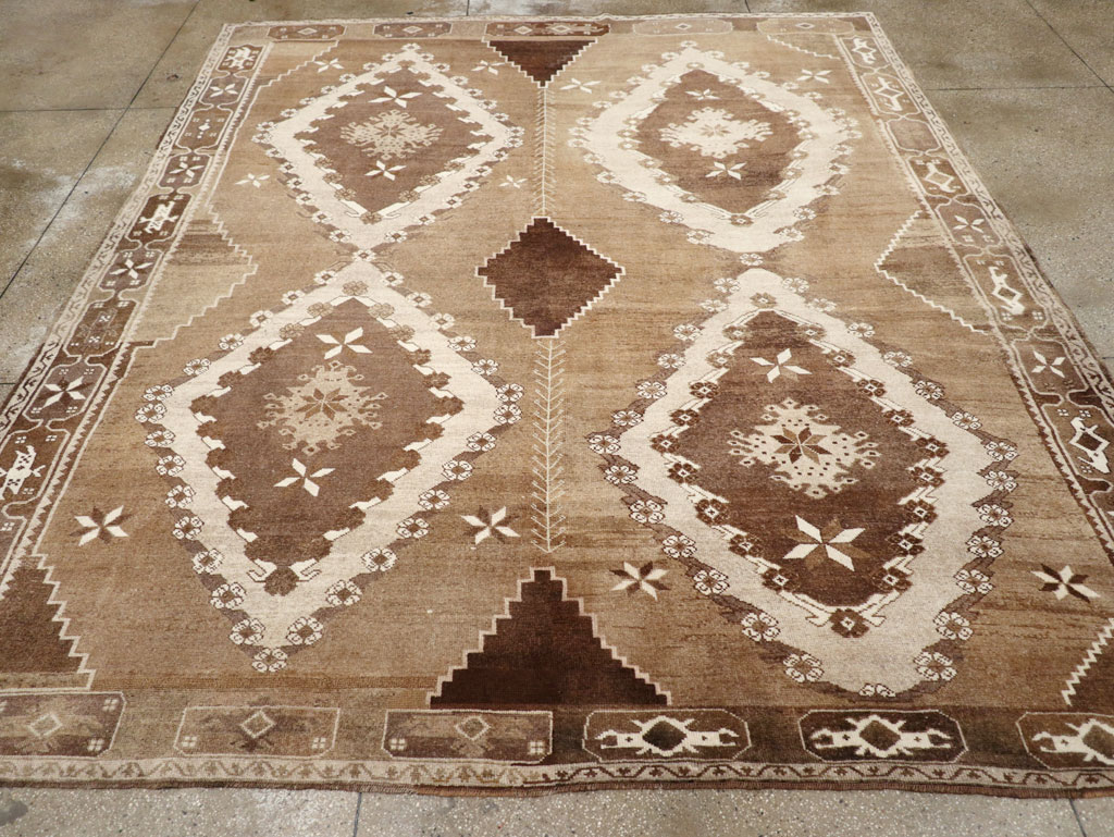 Vintage Turkish Anatolian Room Size Carpet, No.31400 - Gss