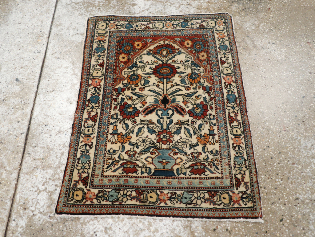 Antique Persian Tabriz Rug, No.31408 - Gss