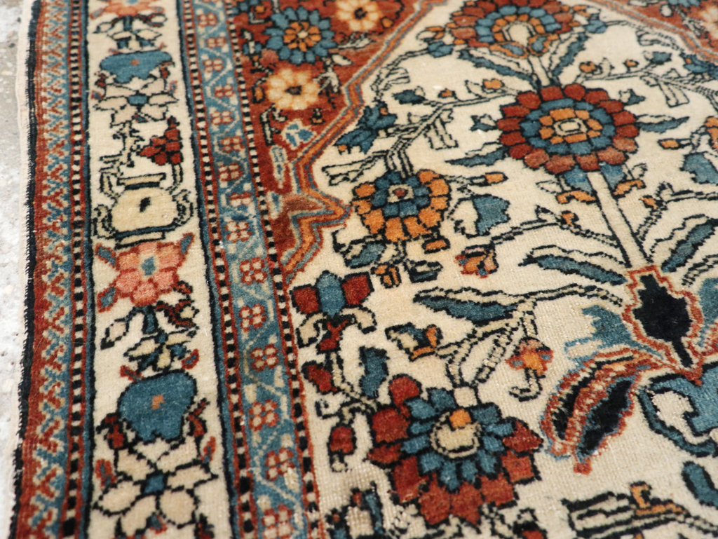 Antique Persian Tabriz Rug, No.31408 - Gss