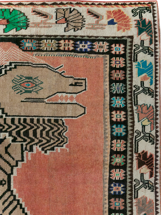 Vintage Persian Pictorial Gabbeh Accent Carpet, No.31410 - Gss