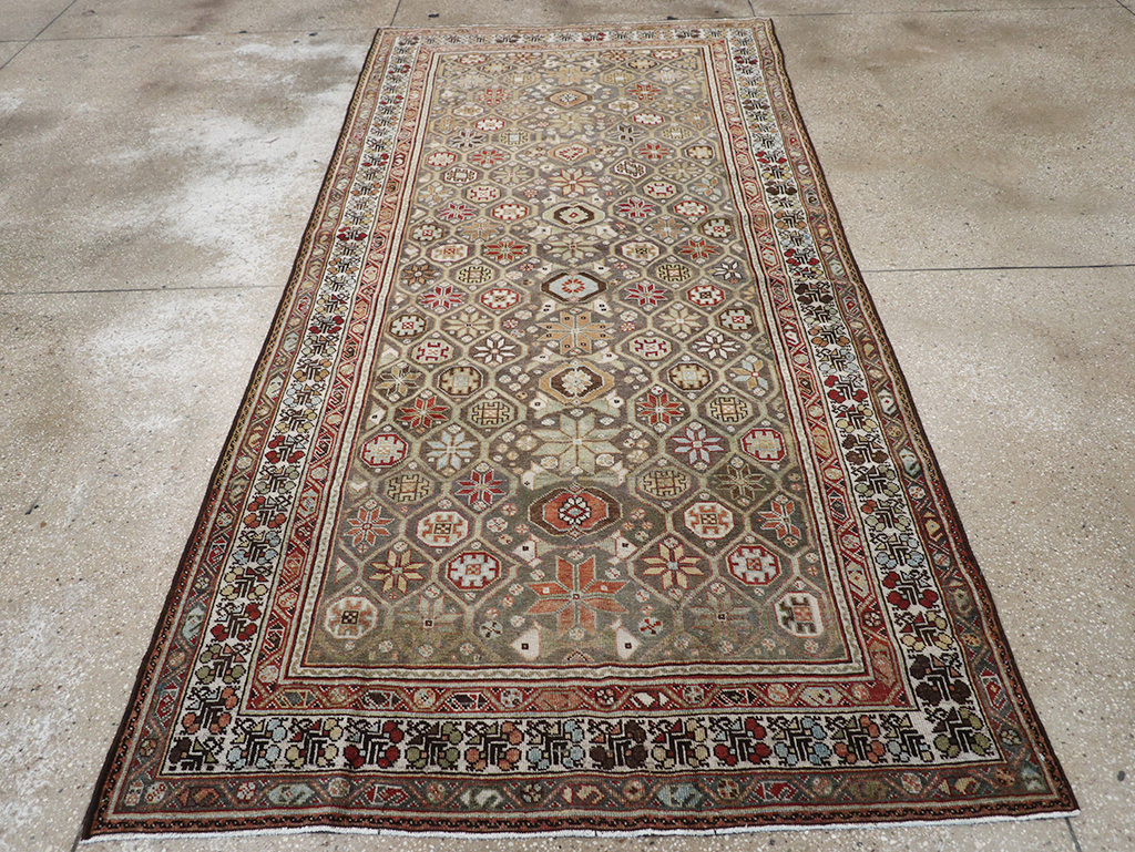 Antique Persian Kurd Gallery Rug, No.31411 - Gss