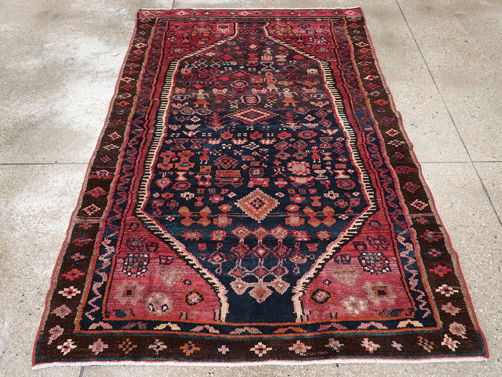 Vintage Persian Hamadan Pictorial Accent Rug, No.31413 - Gss