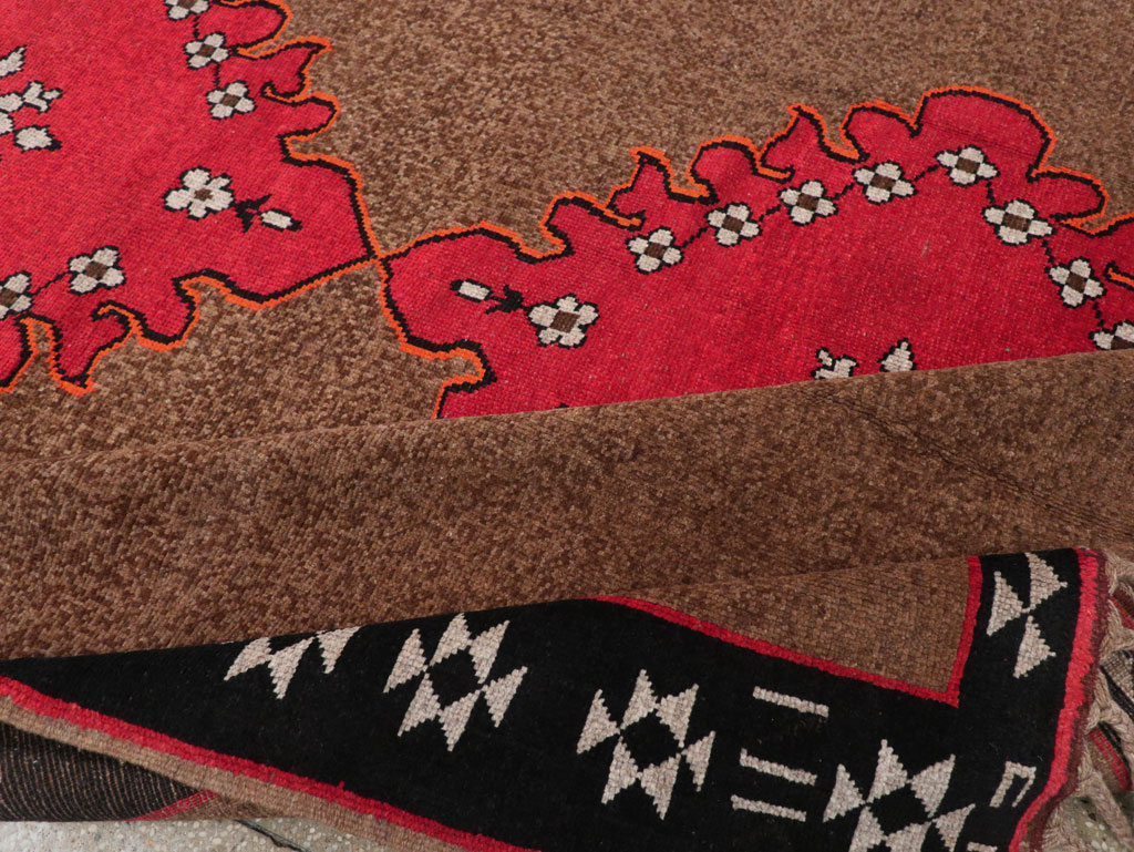 Vintage Turkish Anatolian Tribal Room Size Carpet, No.31420 - Gss