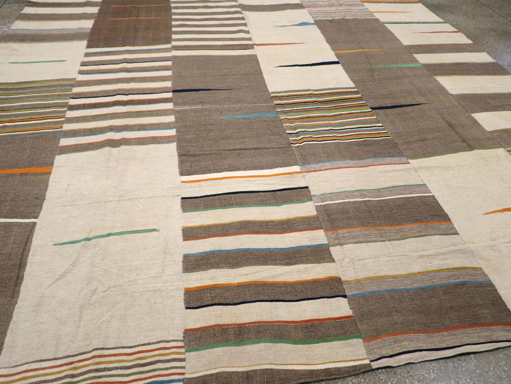 Modern Turkish Flatweave Room Size Carpet, No.31427 - Gss