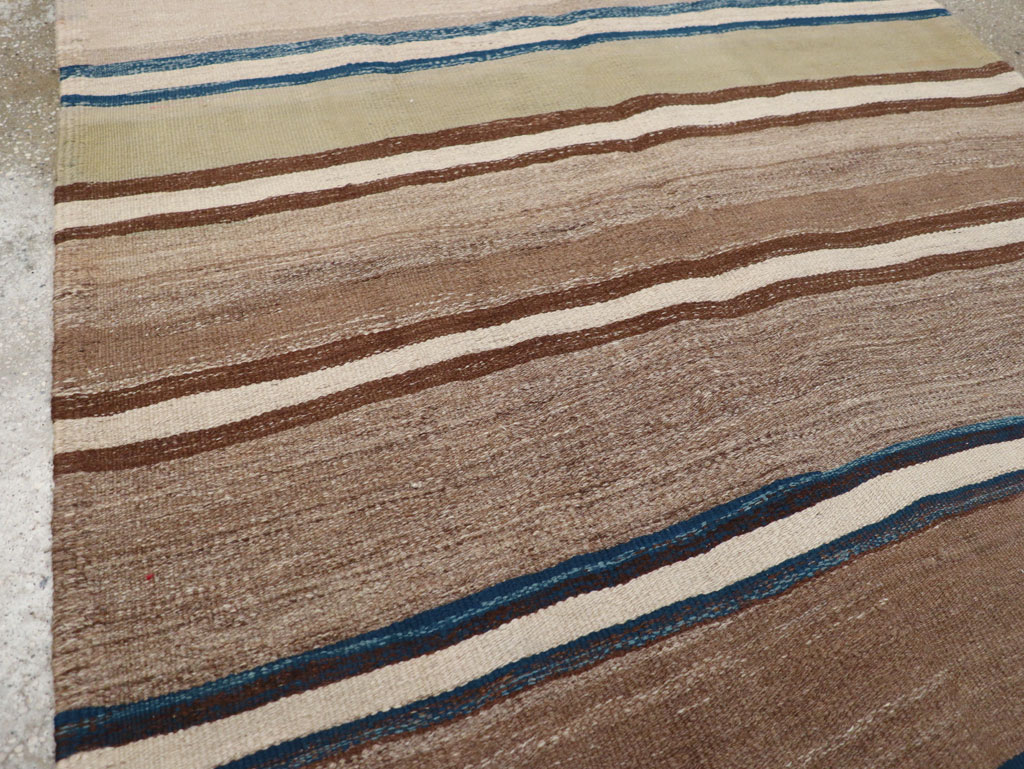 Vintage Persian Kilim Gallery Rug, No.31437 - Gss