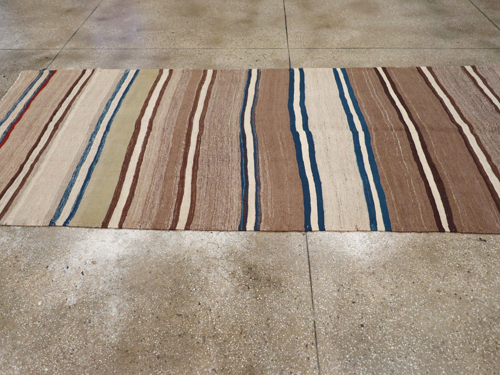 Vintage Persian Kilim Gallery Rug, No.31437 - Gss