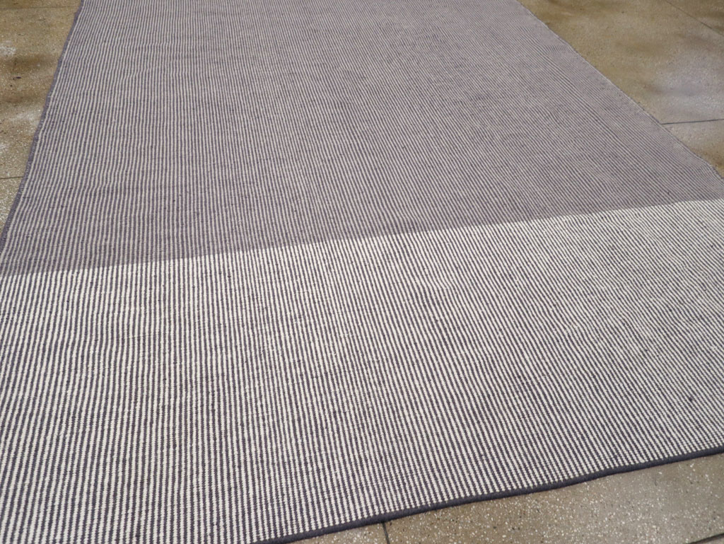 Contemporary Turkish Flatweave Room Size Carpet, No.31447 - Gss