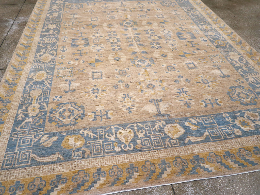 Modern East Turkestan Khotan Room Size Carpet, No.31458 - Gss