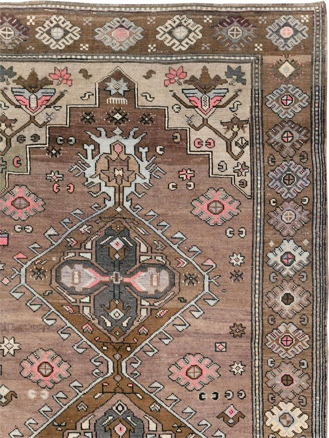 Vintage Turkish Anatolian Tribal Room Size Carpet, No.31467 - Gss