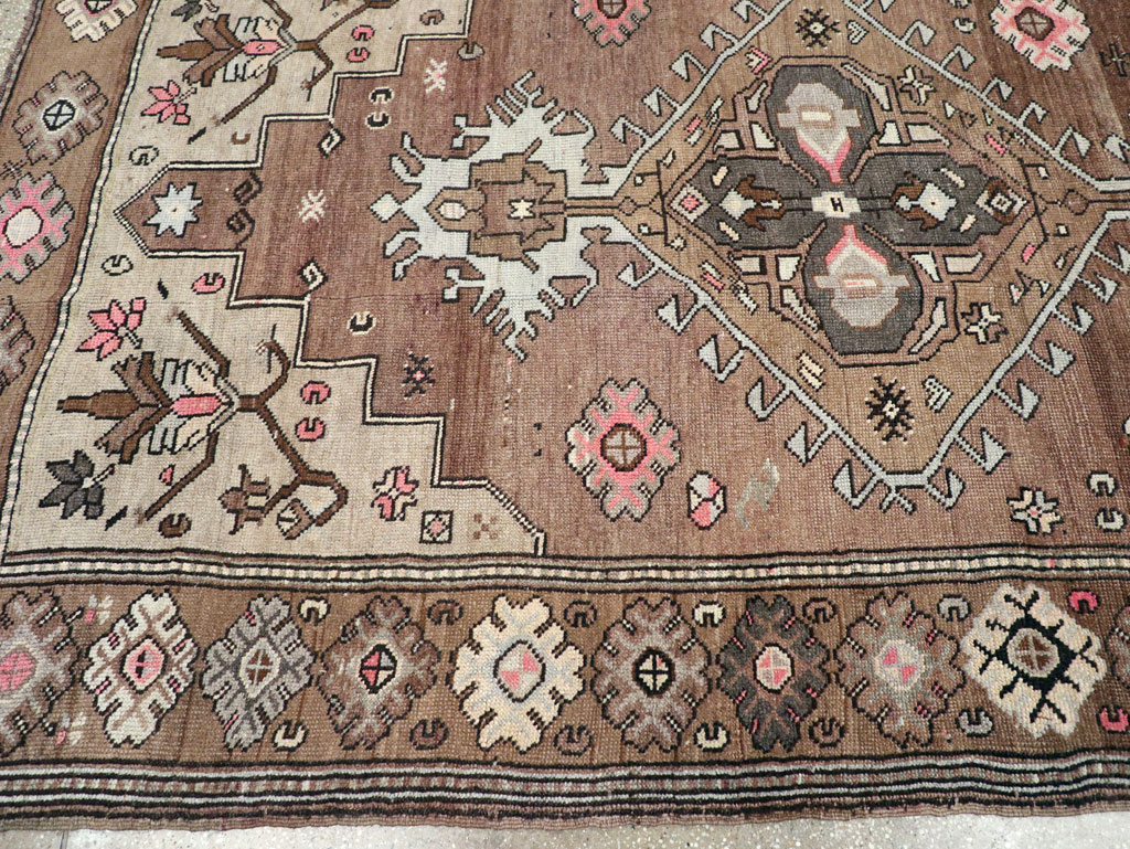 Vintage Turkish Anatolian Tribal Room Size Carpet, No.31467 - Gss
