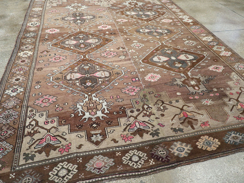 Vintage Turkish Anatolian Tribal Room Size Carpet, No.31467 - Gss