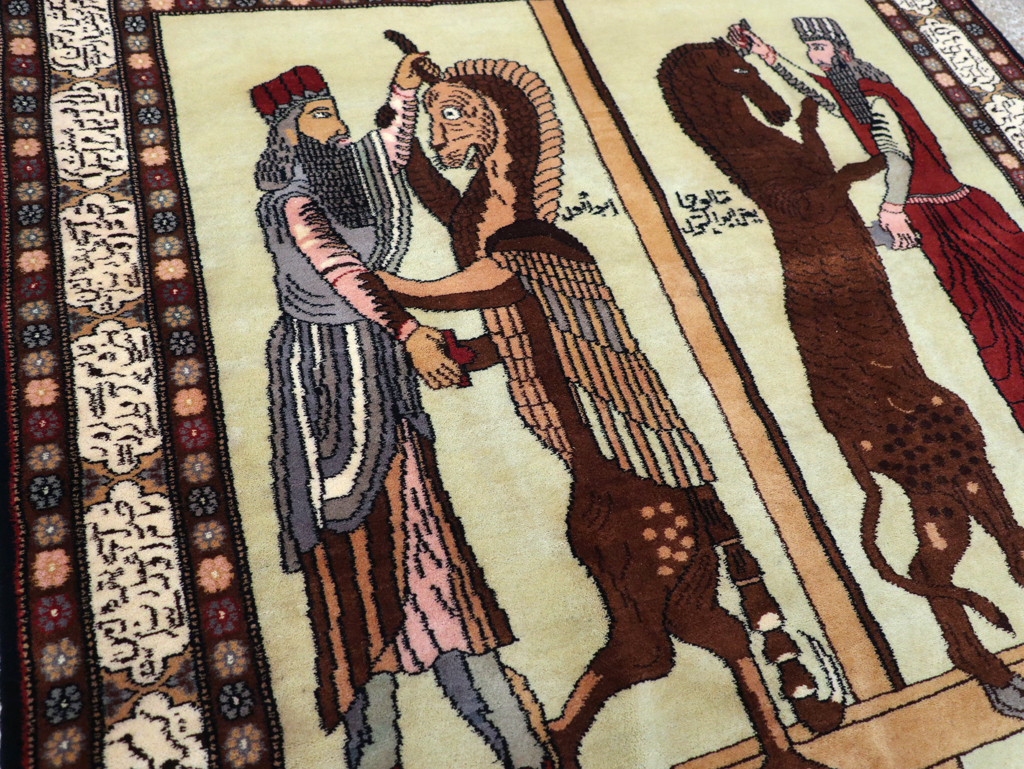 Vintage Turkish Zanjan Pictorial Accent Rug, No.31477 - Gss