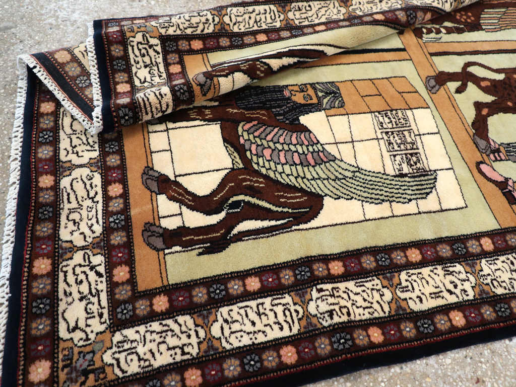 Vintage Turkish Zanjan Pictorial Accent Rug, No.31477 - Gss