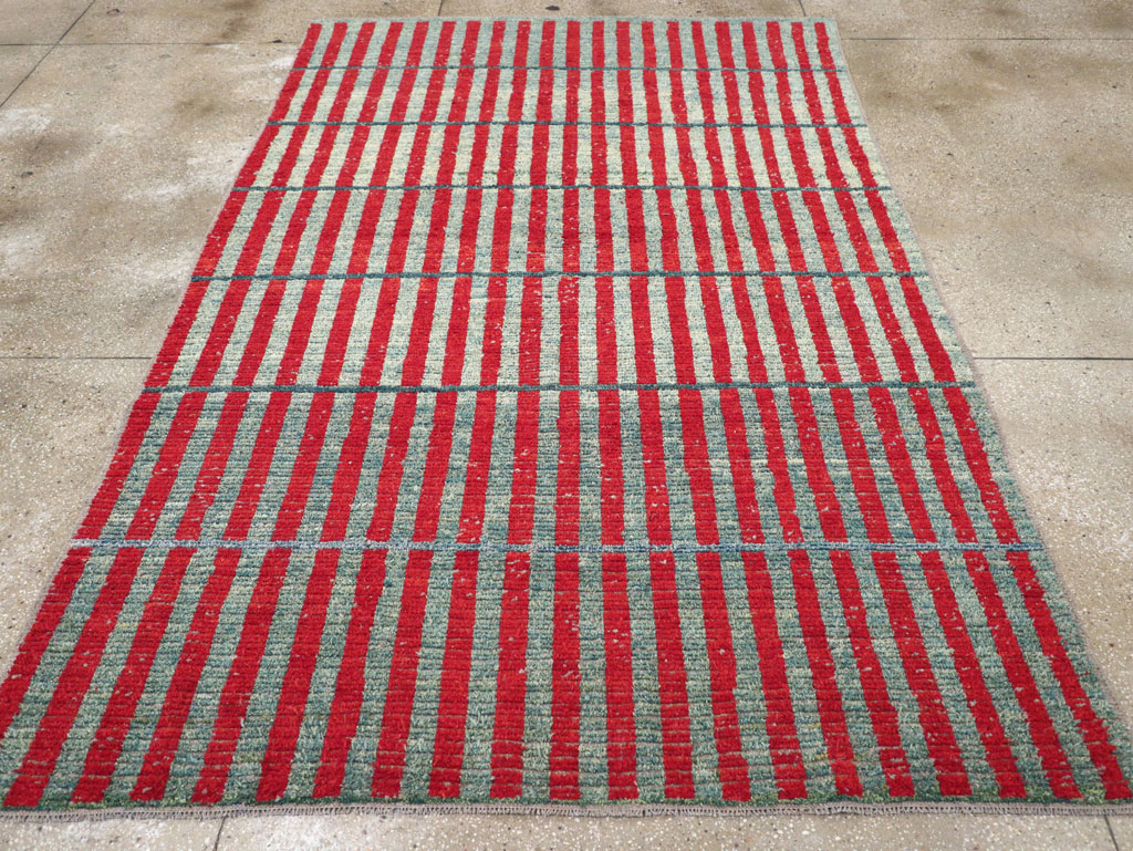 Contemporary Turkish Art Deco Style Accent Carpet, No.31500 - Gss