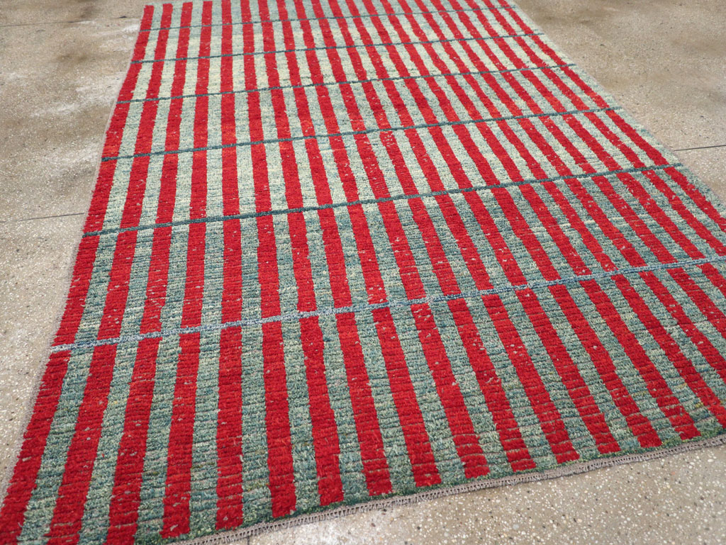 Contemporary Turkish Art Deco Style Accent Carpet, No.31500 - Gss