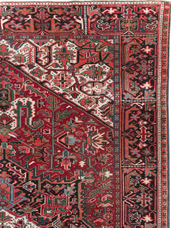 Vintage Persian Heriz Small Room Size Carpet, No.31519 - Gss