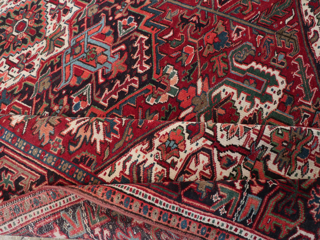 Vintage Persian Heriz Small Room Size Carpet, No.31519 - Gss