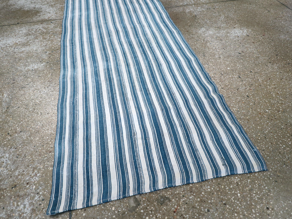 Vintage Persian Flatweave Kilim Throw Rug, No.31520 - Gss