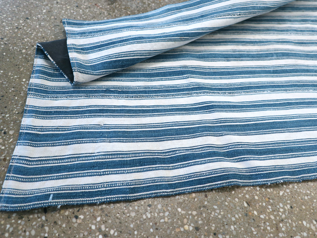 Vintage Persian Flatweave Kilim Throw Rug, No.31520 - Gss