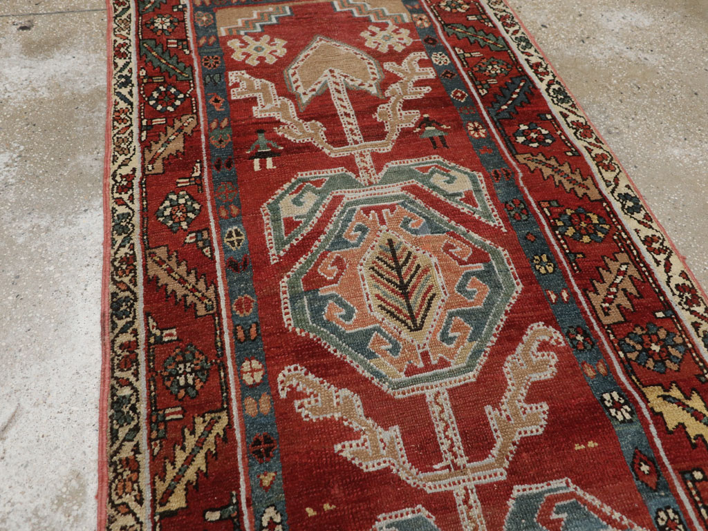 Antique Persian Bakshaish Runner, No.31522 - Gss