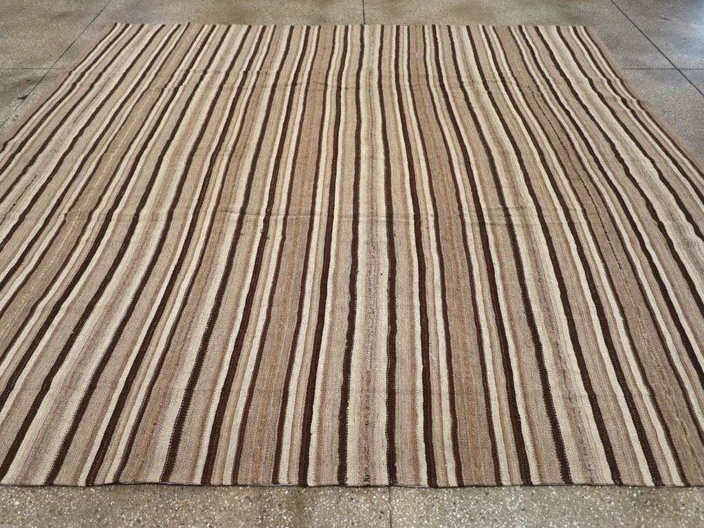 Vintage Turkish Flatweave Kilim Square Room Size Carpet, No.31529 - Gss