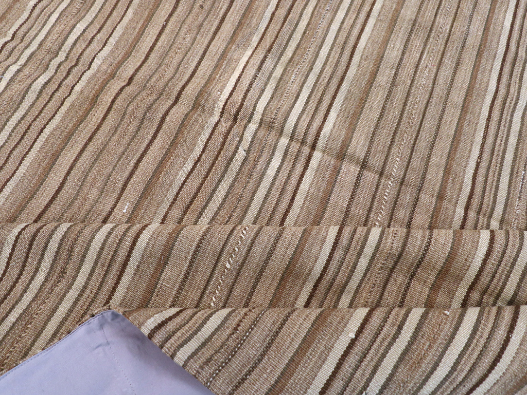 Vintage Persian Flatweave Kilim Accent Carpet, No.31532 - Gss