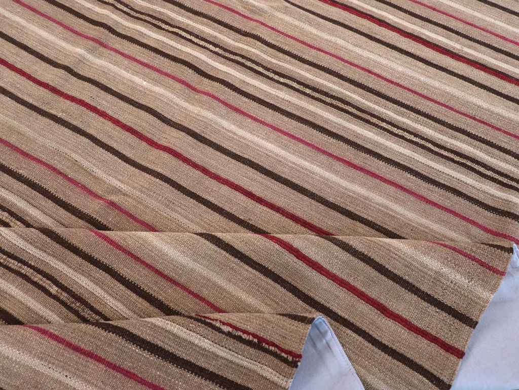 Vintage Turkish Flatweave Kilim Small Room Size Carpet, No.31536 - Gss