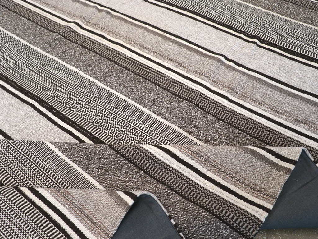 Modern Turkish Flatweave Large Room Size Carpet, No.31541 - Gss