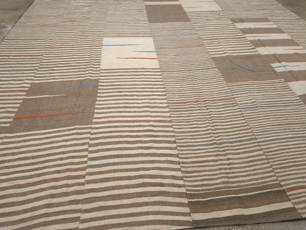 Modern Turkish Flatweave Large Room Size Carpet, No.31543 - Gss