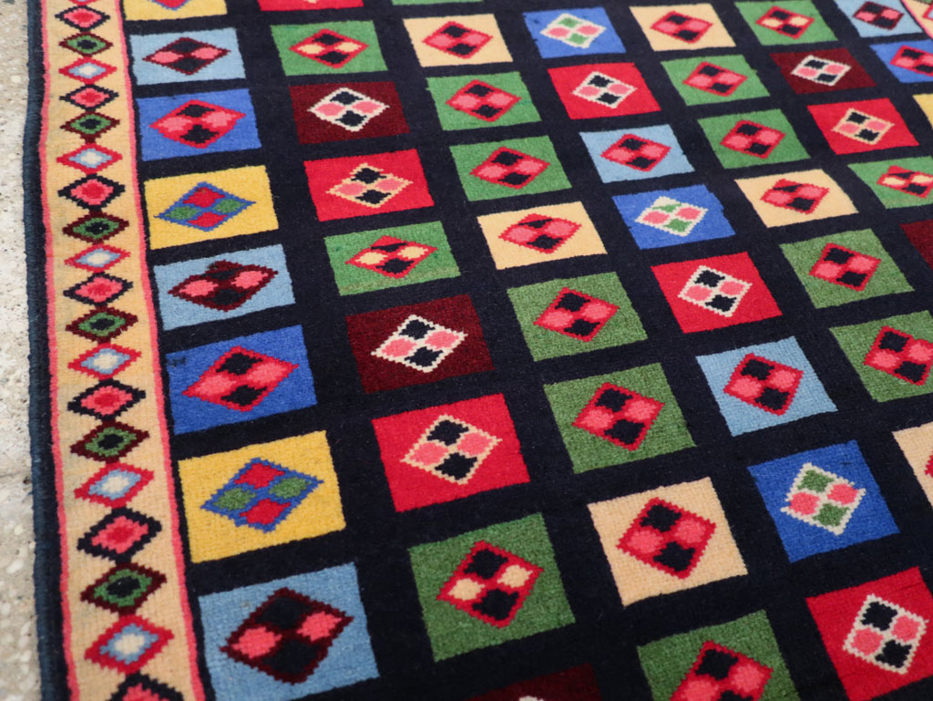 Vintage Persian Mahal Throw Rug, No.31548 - Gss