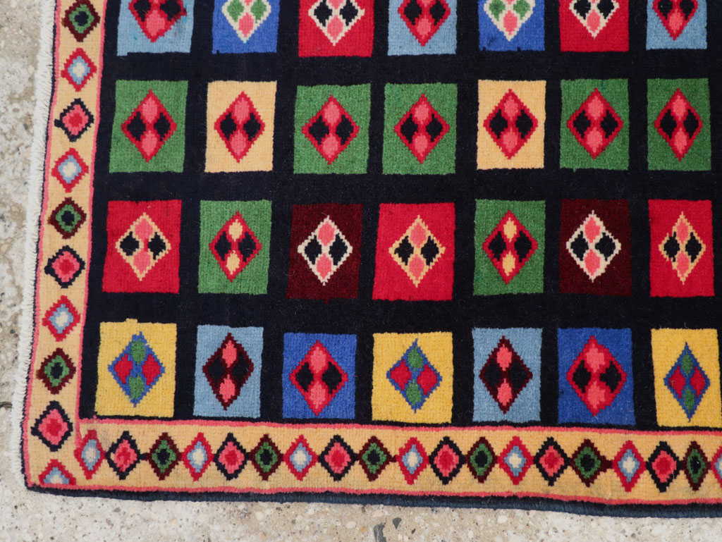 Vintage Persian Mahal Throw Rug, No.31548 - Gss