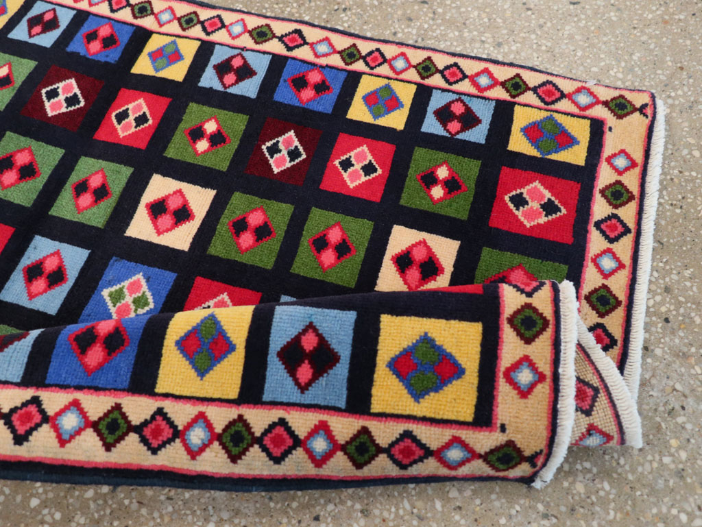 Vintage Persian Mahal Throw Rug, No.31548 - Gss