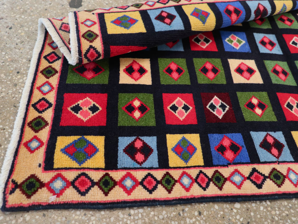 Vintage Persian Mahal Throw Rug, No.31548 - Gss