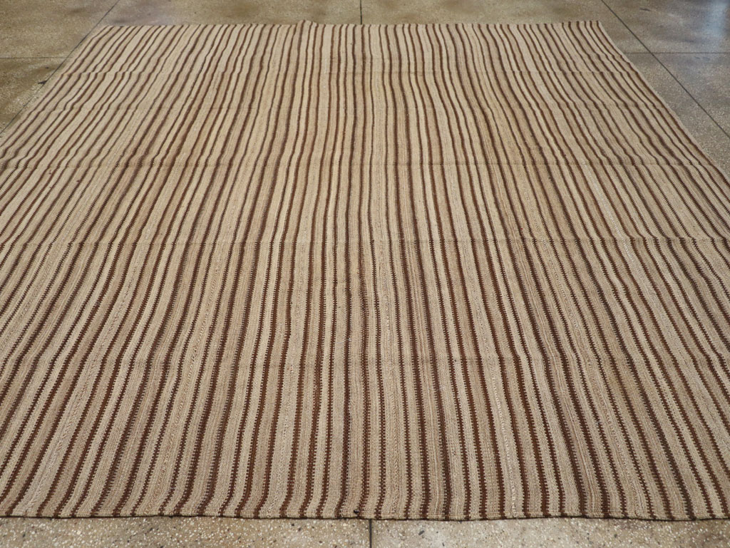 Vintage Turkish Flatweave Kilim Square Room Size Carpet, No.31549 - Gss