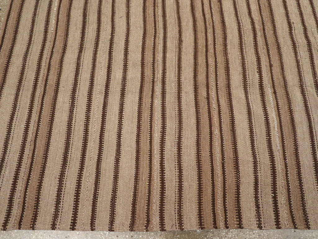 Vintage Turkish Flatweave Kilim Square Room Size Carpet, No.31550 - Gss