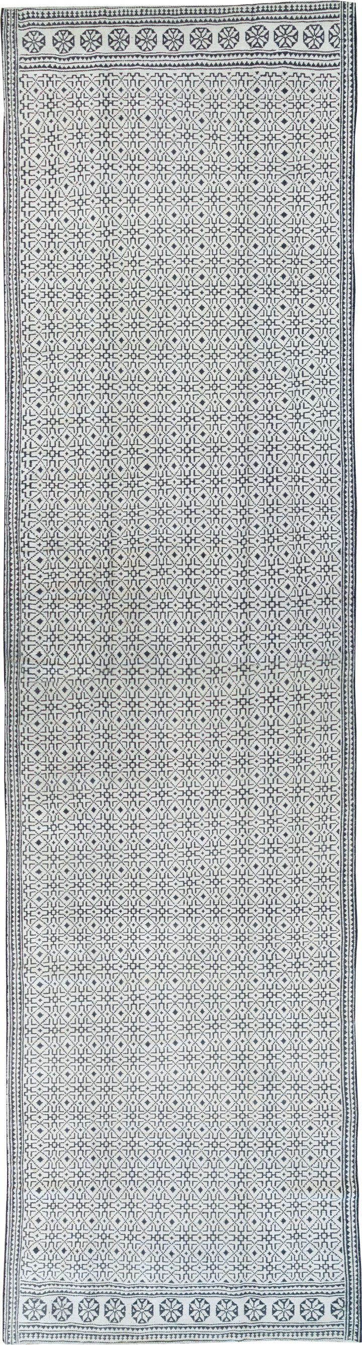 Vintage Persian Flatweave Long and Narrow Gallery Carpet, No.31554 - Gss