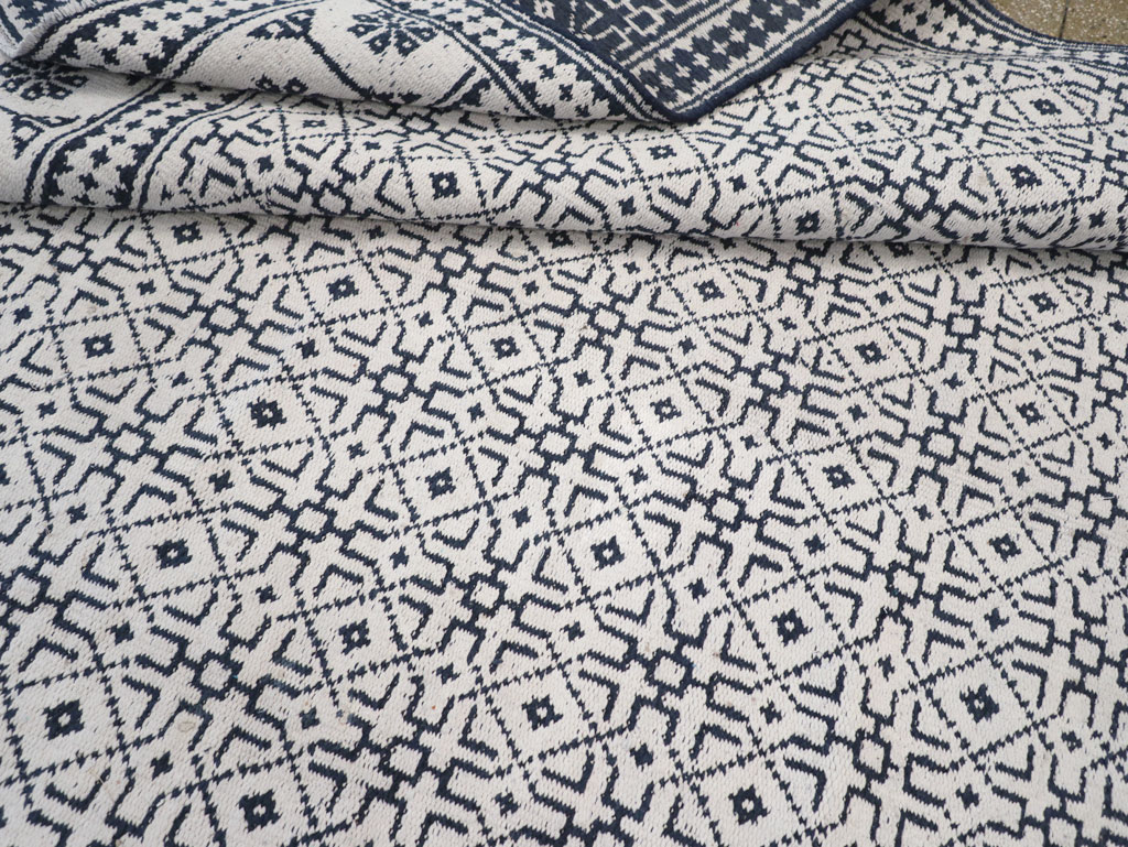 Vintage Persian Flatweave Kilim Room Size Carpet, No.31555 - Gss