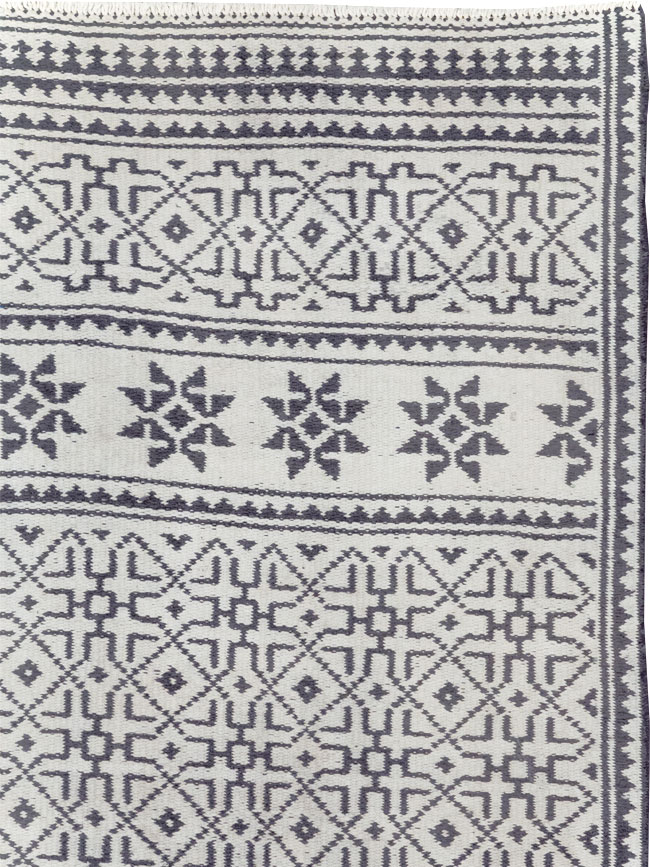 Vintage Persian Flatweave Gallery Carpet, No.31556 - Gss