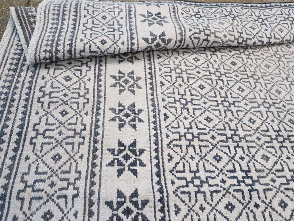 Vintage Persian Flatweave Gallery Carpet, No.31556 - Gss