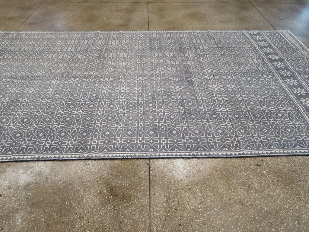 Vintage Persian Flatweave Gallery Carpet, No.31556 - Gss