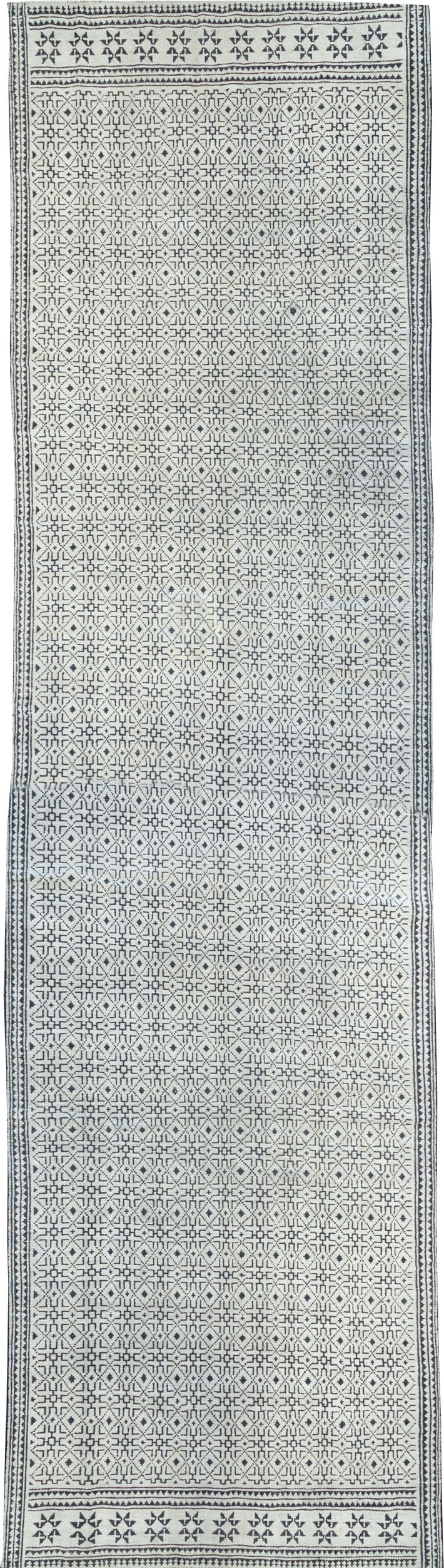 Vintage Persian Flatweave Long and Narrow Gallery Carpet, No.31557 - Gss